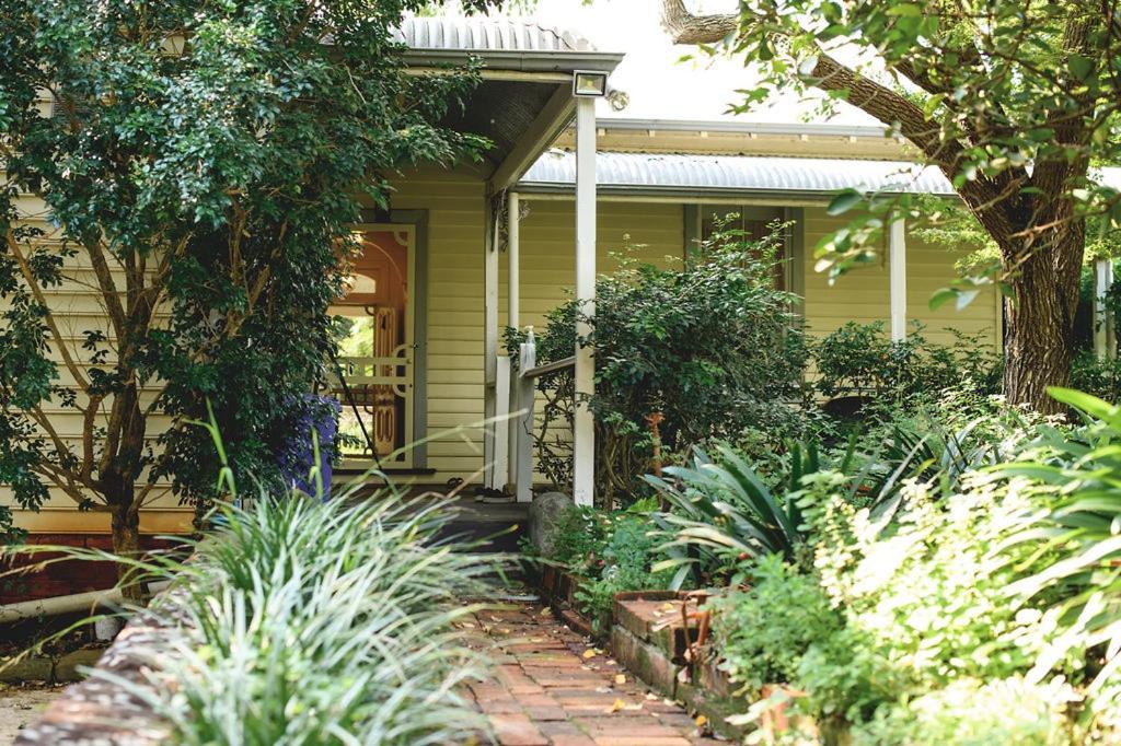 Plynlimmon-1860 Heritage Cottage Or Double Room With Orchard View Kurrajong Экстерьер фото